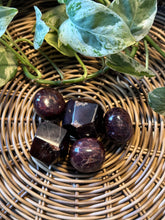 Load image into Gallery viewer, Garnet