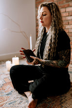 Load image into Gallery viewer, Tarot Card Readings