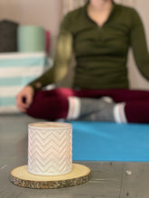 Load image into Gallery viewer, Chevron 14 oz